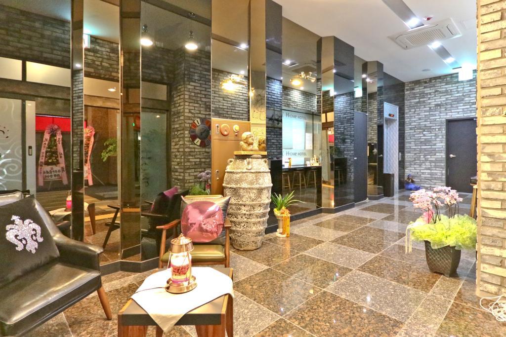 Hotel Home Пусан Екстер'єр фото
